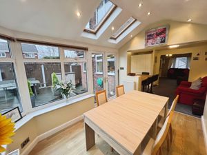 Dining Room - click for photo gallery